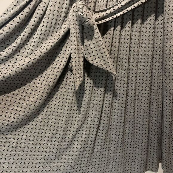 Loft- NWT Gray Print V-Neck Sleeveless Belt Stretch Jersey Pockets Dress- XLP - Picture 8 of 10